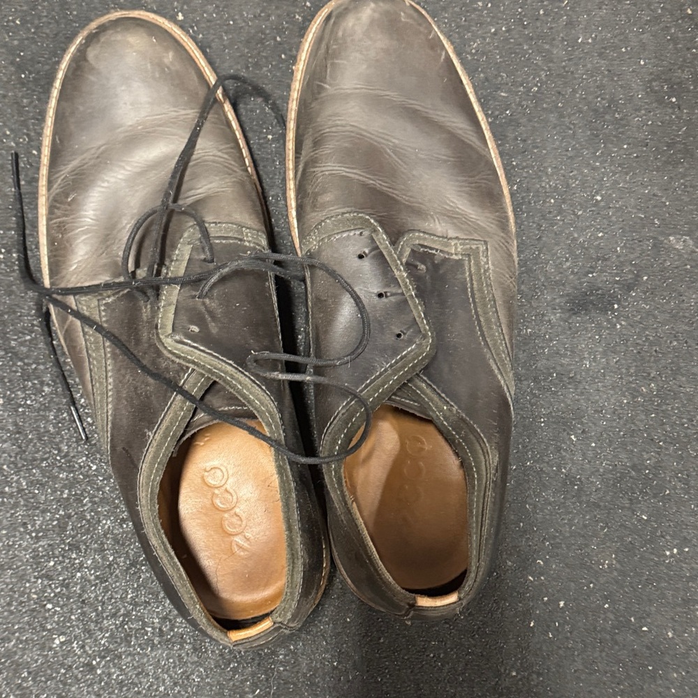 Ecco Men's Dark Brown Leather Oxfords